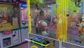 TP电游嗨放企鹅游戏厅打造沉浸式互动游乐新天地
